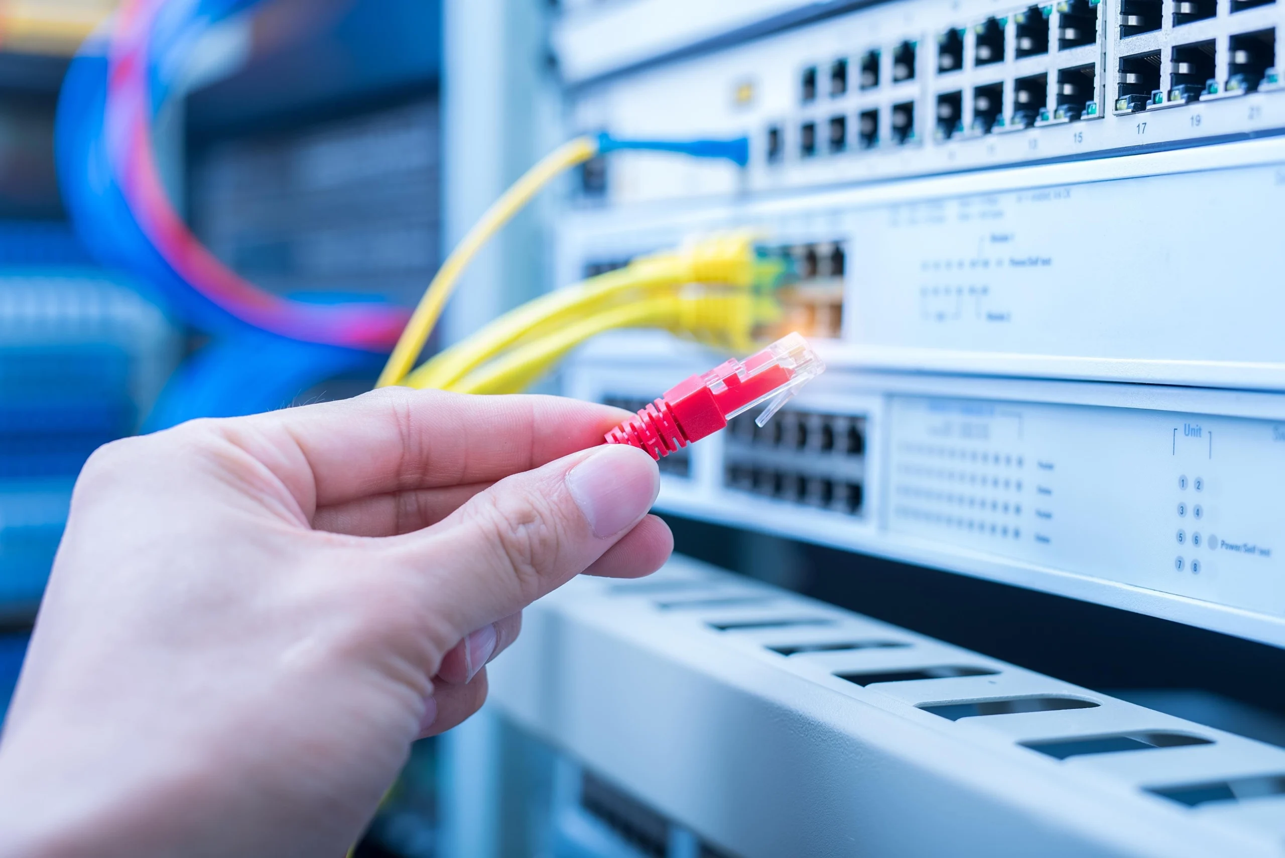 server-room-data-center-networking-database-co-2025-04-27-12-17-58-utc (1)